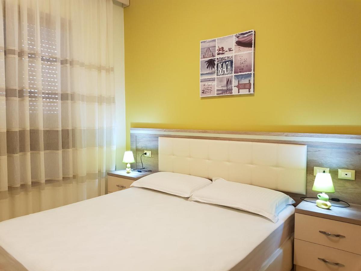 Holiday Apartments Vlorë 外观 照片